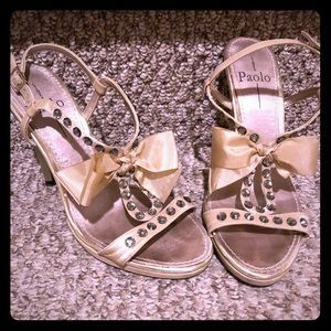 Paolo pump with bows